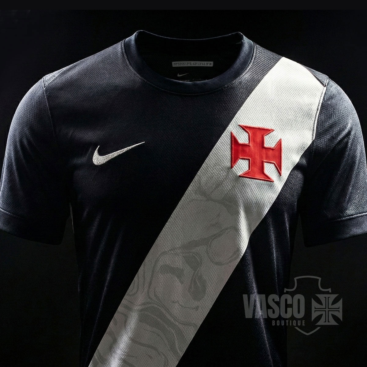 https://images.tcdn.com.br/img/img_prod/1006590/camisa_vasco_home_26_torcedora_feminina_1_20260522110209_15f3a9cd6aa5.jpg