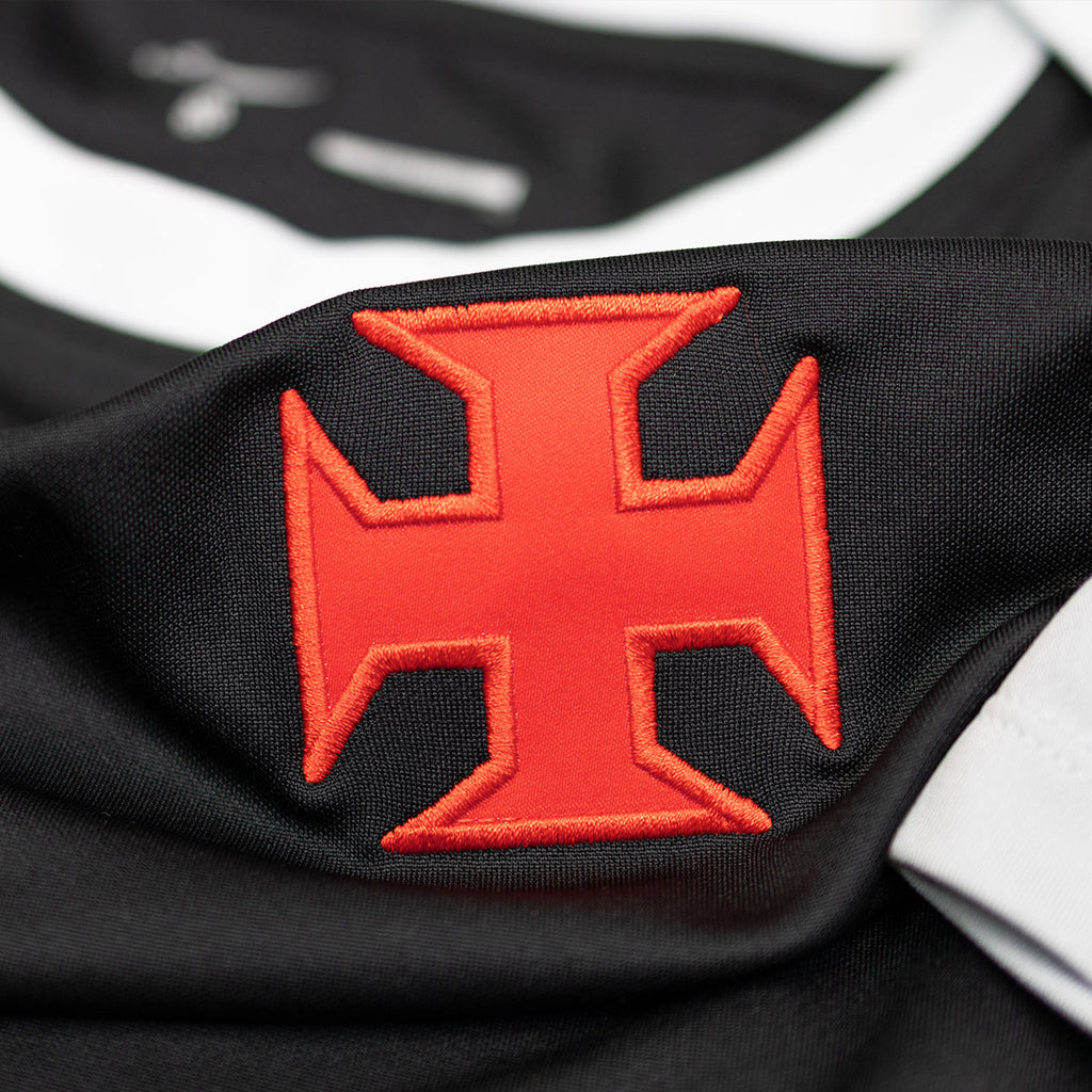 https://images.tcdn.com.br/img/img_prod/1006590/camisa_vasco_treino_26_feminina_5_20260522110211_7e71015c474d.jpg