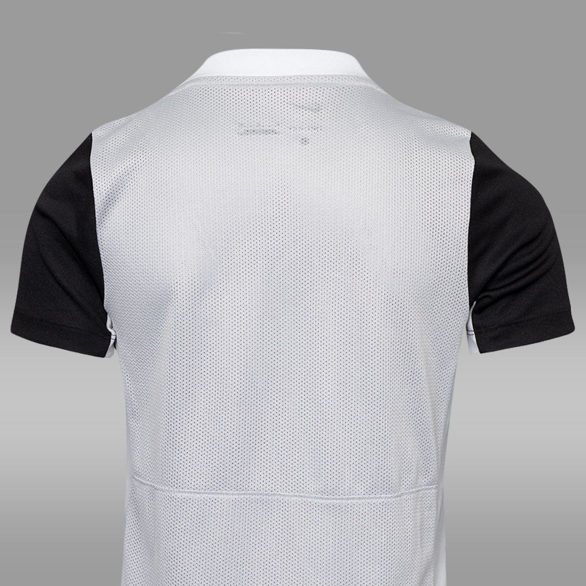 https://images.tcdn.com.br/img/img_prod/1006590/camisa_vasco_treino_26_infantojuvenil_4_20260522110214_3657241315e5.jpg